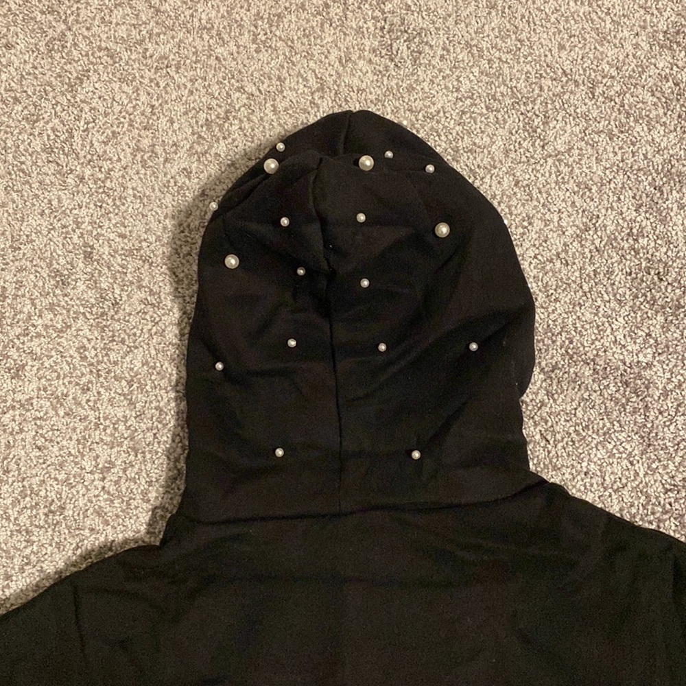 🤩Last 1🤩💕Pearl Embellished Black Hoodie 💕 - Picture 11 of 11